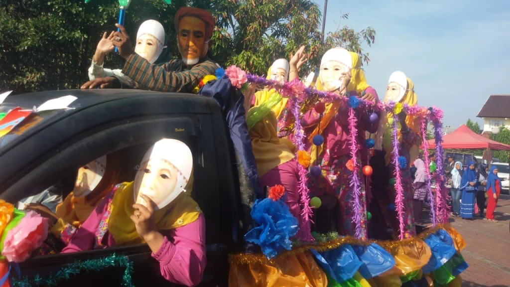 Meriahnya Pawai Taaruf Milad Muhammadiyah di Surabaya, Ini Juara Tingkat TK dan Ortom