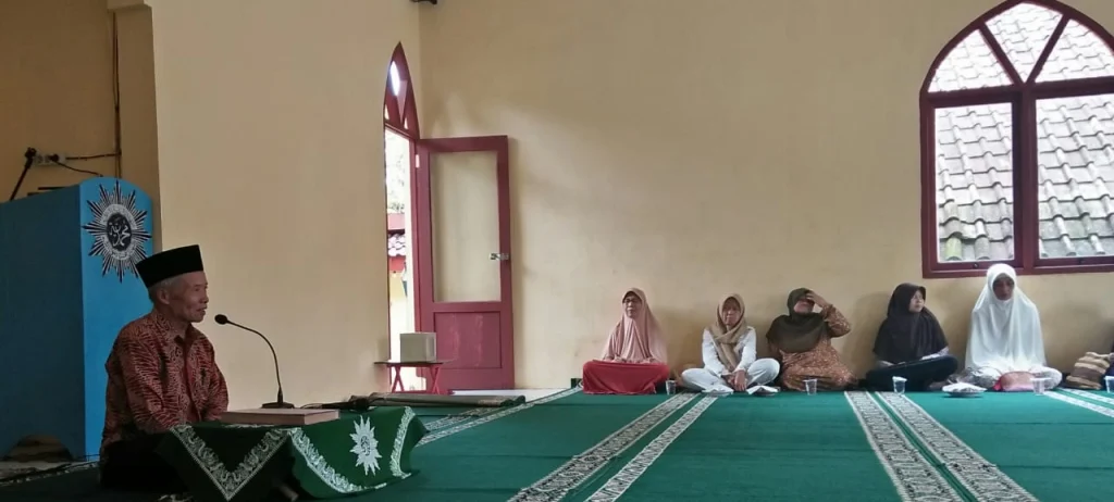 Masuk Surga dengan Tiket Amaliah Sosial