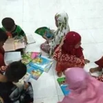 Anak-Anak Ini Lebih Cinta Buku daripada Gadget