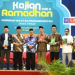 Menulis, Cara Pengasuh Ponpes Ini Beri Manfaat pada Orang Lain