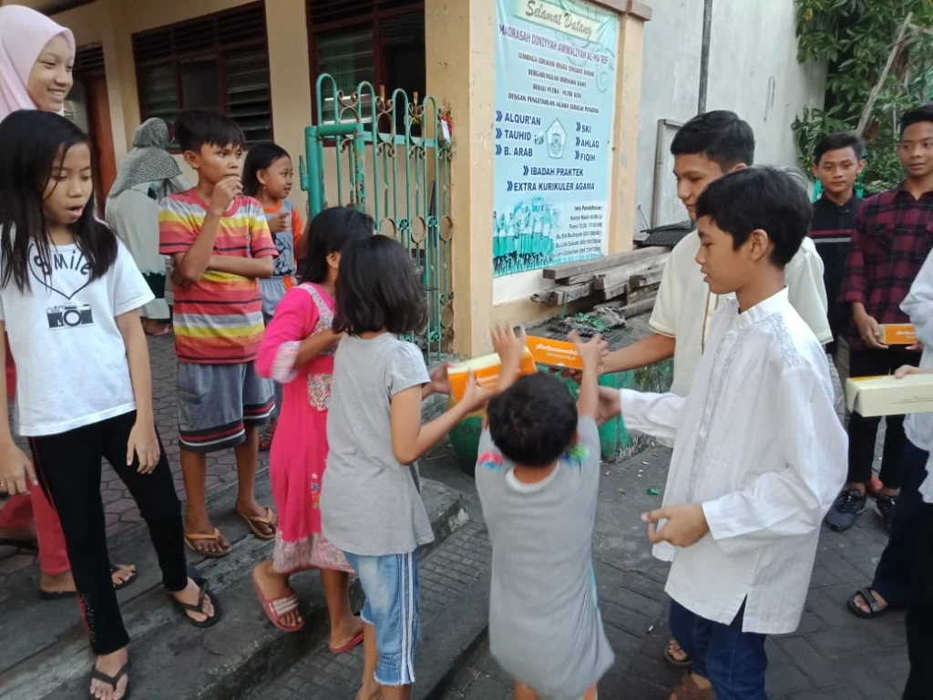 Goes to Mosque Ajarkan Siswa Spemdalas Bersosialisasi dengan Masyarakat