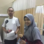 Yang Lain Bagikan Takjil, 14 Siswa Smamio Ini Anti-Mainstream: Berbagi Makan Sahur