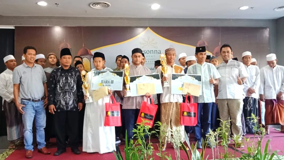 Belajar pada Syeikh Mishari via YouTube, Siswa Spemdalas Ini Juara Adzan