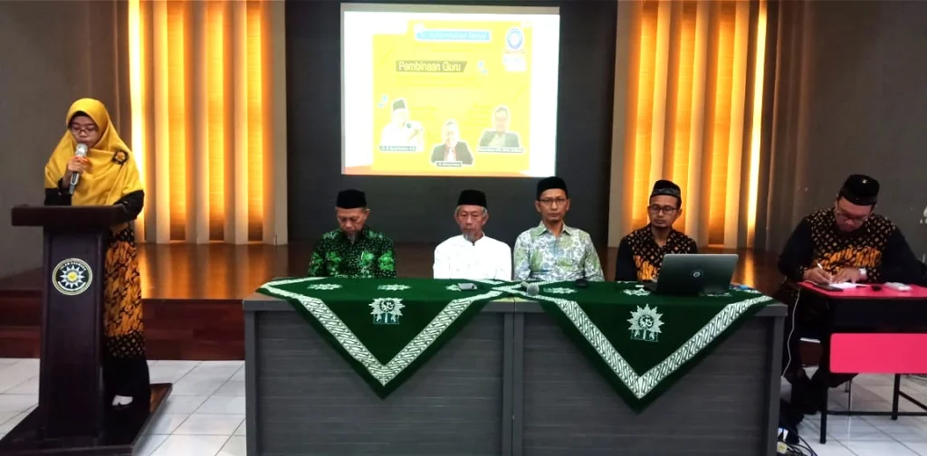 Kisah Kedekatan Guru-Murid Ini Bikin Tangis Ketua PWM Jatim Tak Terbendung