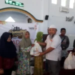 Lazismu Beri Kado Ramadhan untuk Satpam, Marbot, Guru Ngaji, dan Kaum Dhuafa