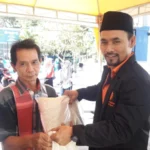 Senangnya Marbot Masjid Ini Terima Kado Ramadhan Lazismu Jatim