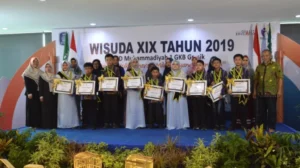 Siswa Pengagum Bill Gates Ini Borong Empat Penghargaan, Termasuk Peraih Nilai USBN Terbaik