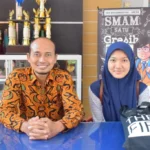 Punya Ikatan Emosional, Kepala SDMM Ini Sekolahkan Dua Putrinya di Smamsatu Gresik