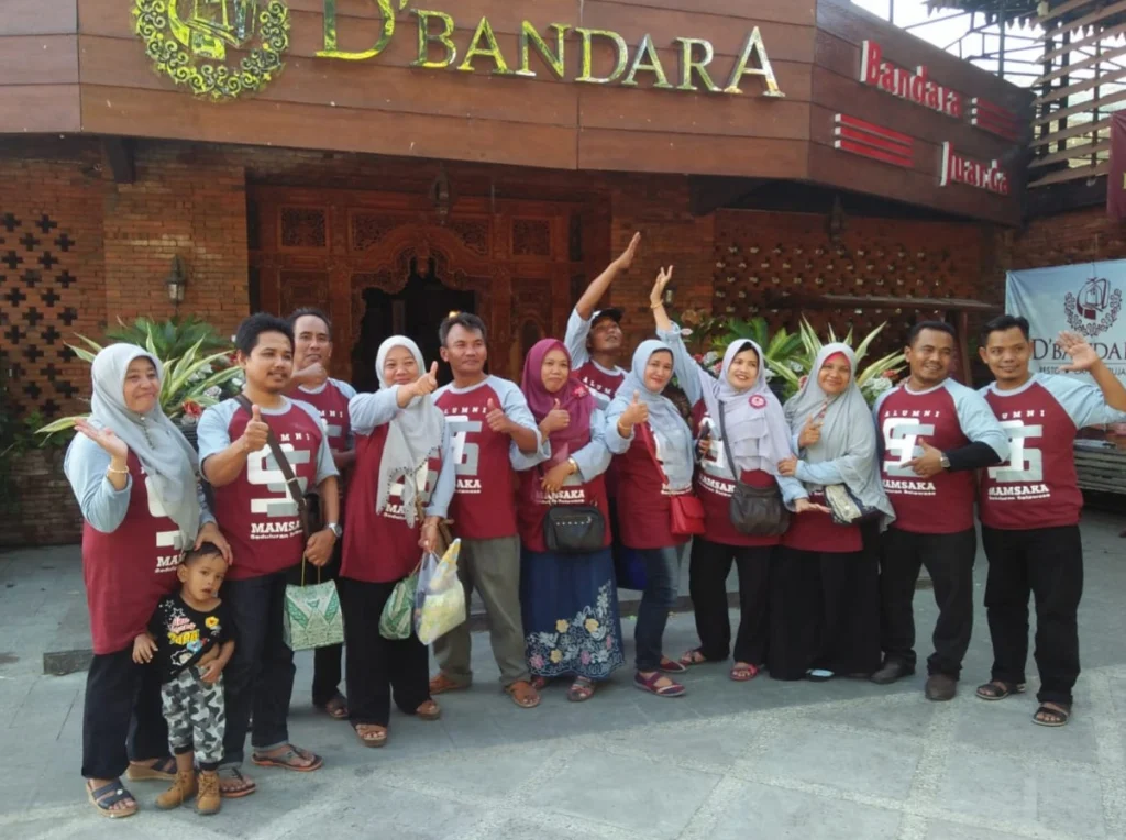 24 Tahun Baru Bertemu, Begini Reuni Alumni Mamsaka Paciran