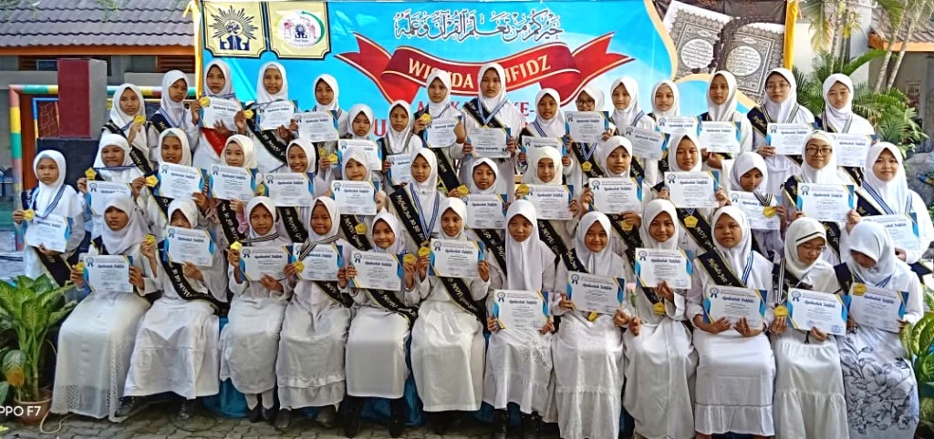 Lulusan SD Mutu Diterima Sekolah Favorit berkat Hafalan Alquran