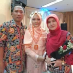 Ada Kado Spesial Wisudawan Spemdalas untuk Para Orangtua