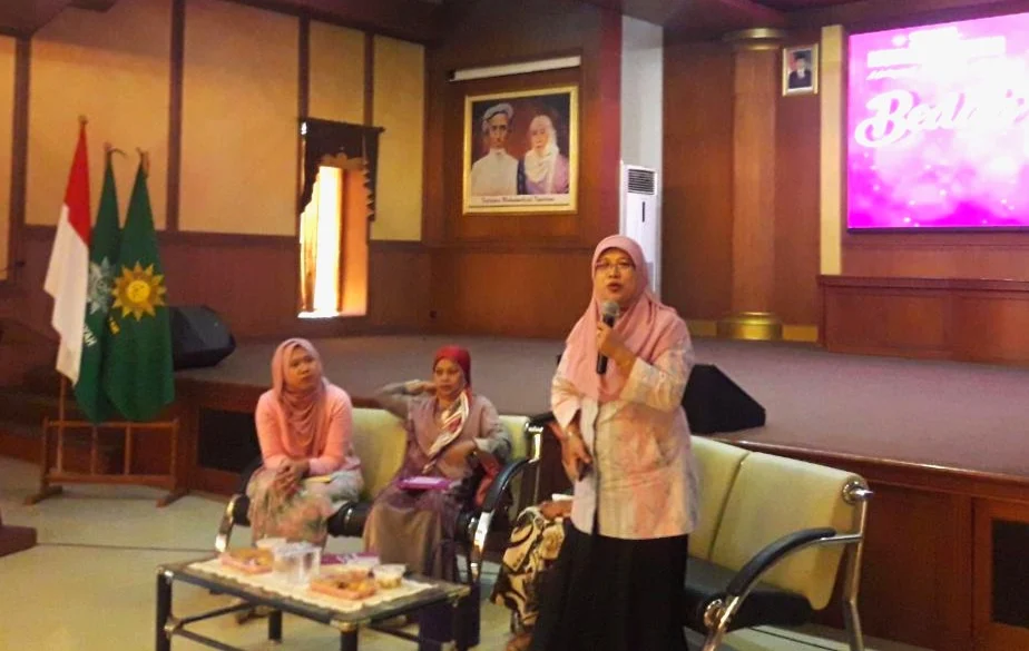 Menurut Definisi Ini Nabi Muhammad Adalah Seorang Feminis, Demikian Juga KH Ahmad Dahlan