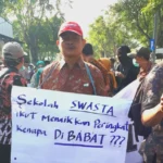 Merasa Didiskriminasi Dinas Pendidikan, Ratusan Kepala Sekolah Swasta Unjuk Rasa