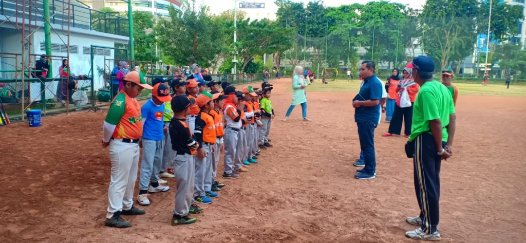 Tim T-Ball SD Mudipat Siap Songsong Kejuaraan Baseball di Bandung