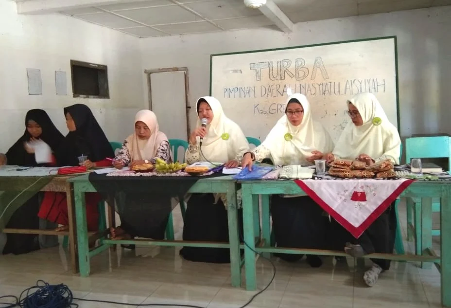 Dikunjungi PDNA Gresik, Ini Curhatan Lucu Ketua Enam Periode PCNA Tambak Bawean