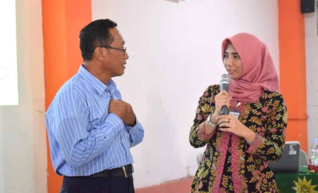 Pelatihan Customer Service Smamsatu: Buatlah Pelanggan Jatuh Cinta pada Pelayanan Prima