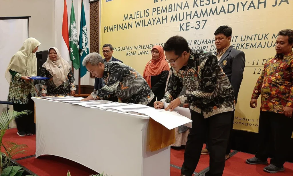 Delapan PTM Penyelenggara Pendidikan Kesehatan Teken MoU dengan MPKU PWM Jatim