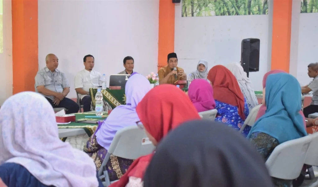 Istimewa! Empat Personal Majelis Dikdasmen Hadir pada Pembinaan Guru Smamsatu, Ini yang Mereka Sampaikan