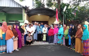 Bagaimana Hukum Haji Badal, Menghajikan Orangtua yang Sudah Wafat atau Fisiknya Lemah?