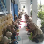 Sarapan Massal Akhiri Kegiatan Melekat SDMM, Ini Juara Lomba Yel-Yel Antarkelas