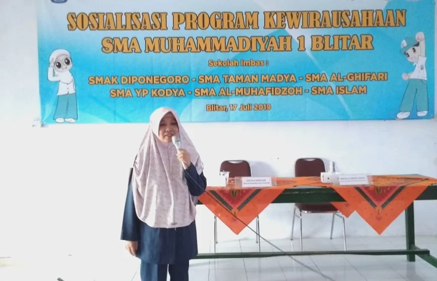 Paparkan Lima Tips Ini, Kepala SMAM 1 Kota Blitar Ajak Siswa Jadi Pengusaha