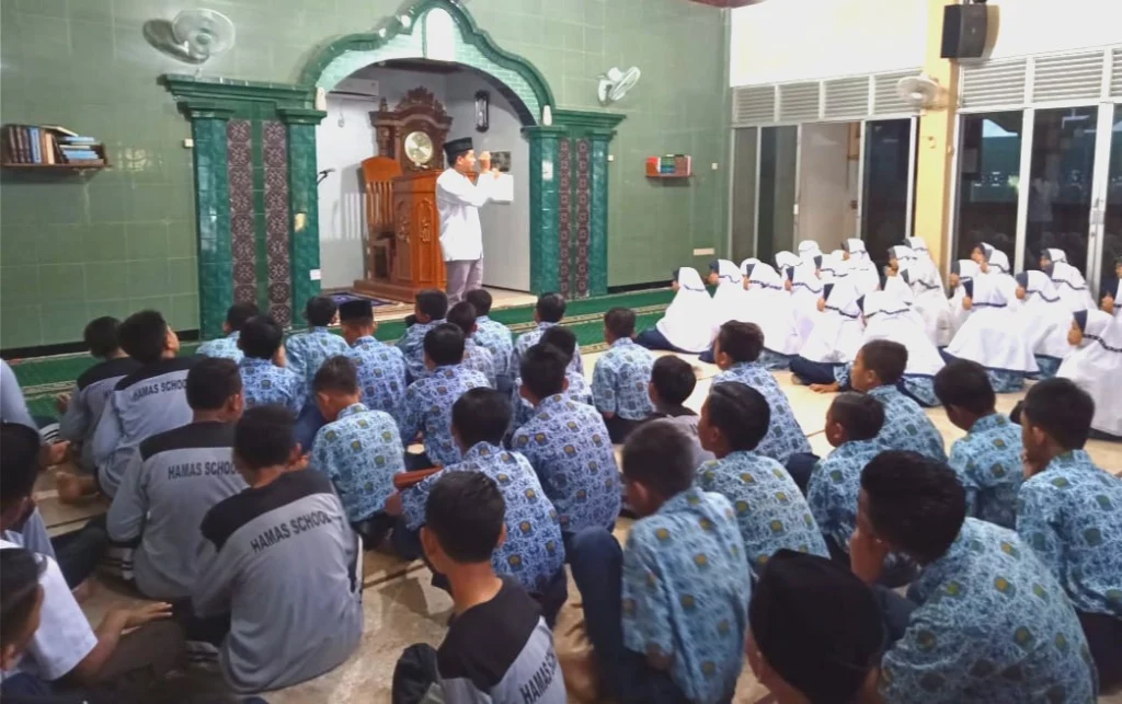 Pentingnya Buku Muhasabah di Hamas School