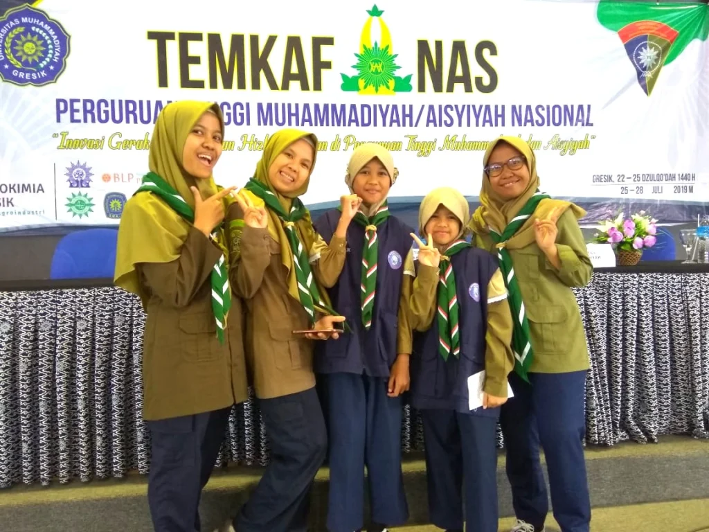Reporter Cilik Majalah Cikal SDMM Jadi Rebutan Foto Peserta Temkafnas HW