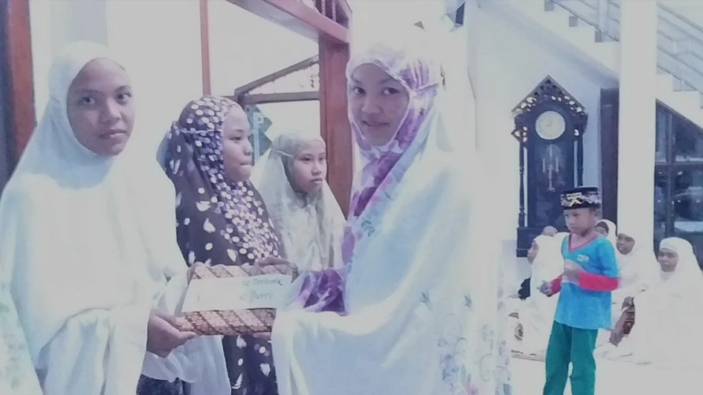 Ponpes Muhammadiyah Ulul Albab Beri Penghargaan Tahfid dan Santri Terbaik tiap Bulan