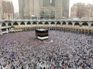 Haji, Melakoni Peran Rohani Nabi Ibrahim