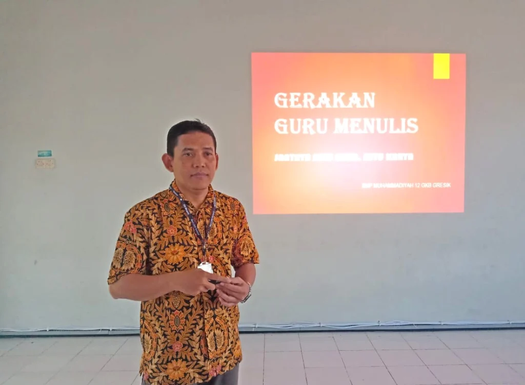 Gerakan Guru Menulis di Spemdalas: Satu Guru Satu Buku