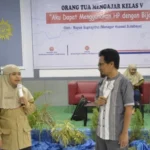 Orangtua Mengajar SD Mugeb: Gunakan HP secara Bijak, jika Tidak Bisa Berurusan dengan Polisi