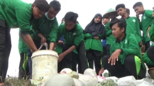Darah dan Kotoran Hewan Kurban Jadi Pupuk Bernutrisi Tinggi, Begini Caranya