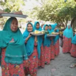 Di Mojopetung, Aisyiyah dan Nasyiah Kompak Bantu Panitia Kurban