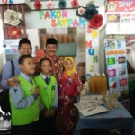 Saat Pakon Satpam Berlian School Menarik Pengunjung FSG