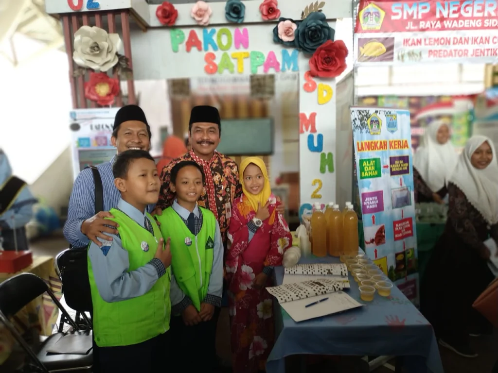 Saat Pakon Satpam Berlian School Menarik Pengunjung FSG