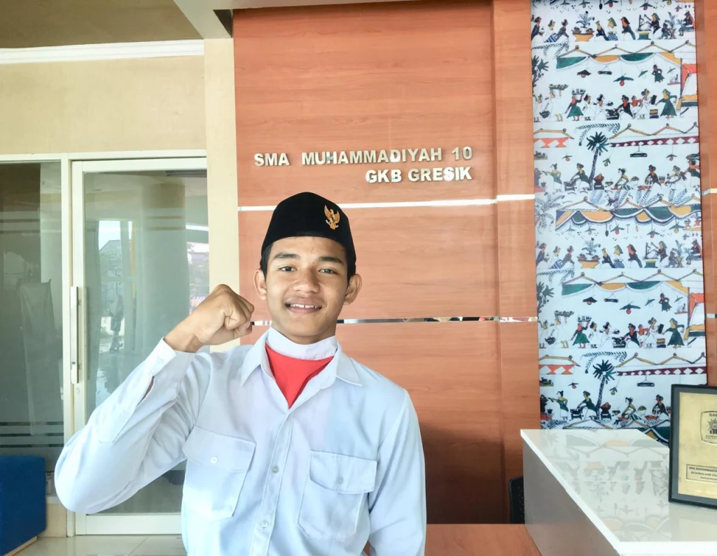 Jalani Pantangan, Siswa Smamio Ini Berhasil Jadi Pemimpin Upacara