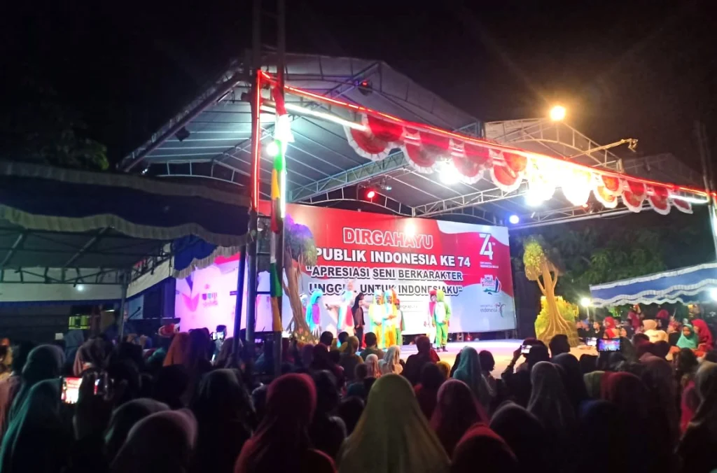 Drama Musikal SD Mutu Kejutkan Masyarakat Bawean, Ini Kisahnya