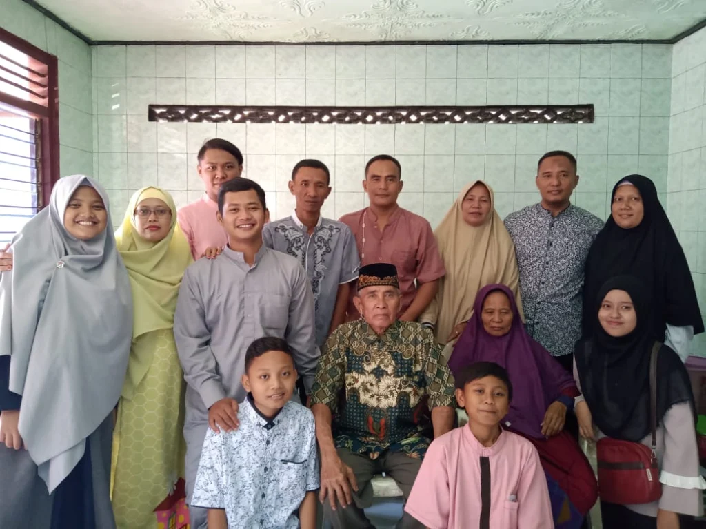 Innalillahi! Mbah Mustari Wafat saat Shalat Qabliyah Asar