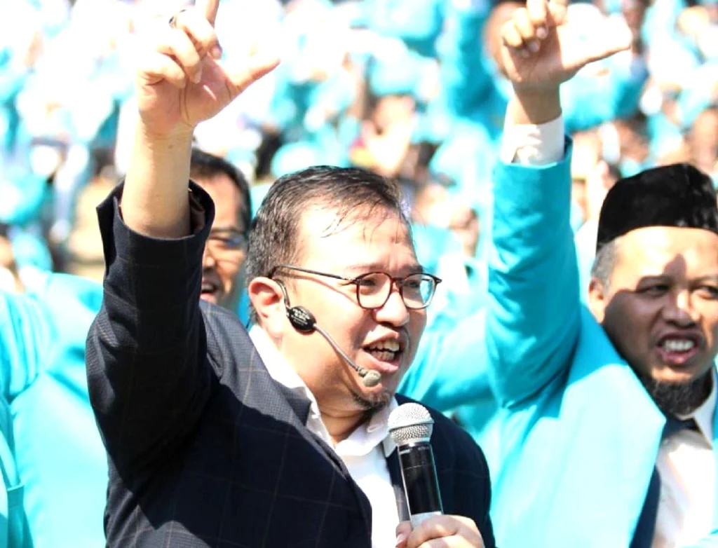 Alumnus, Anggota Badan Pengawas BPJS Ini Bakar Semangat Mahasiswa UMS