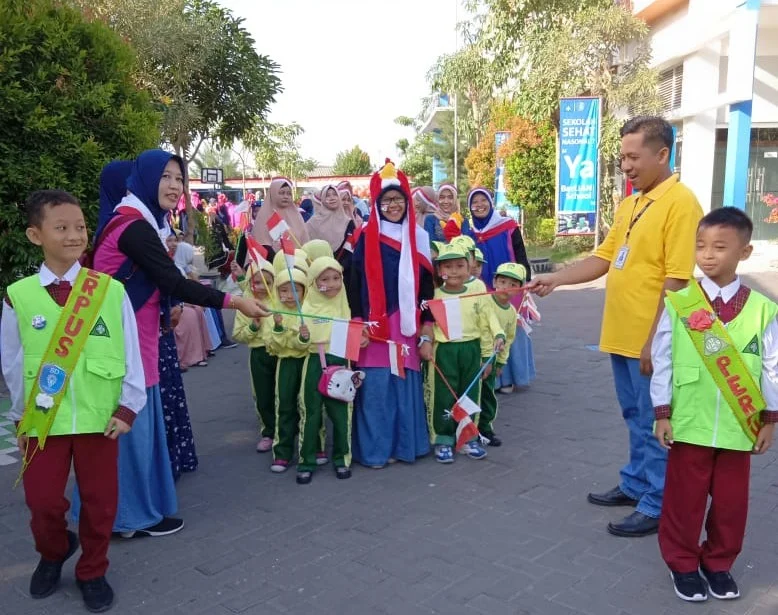 Meriah, Jalan Sehat TK Aisyiyah 40 PPS Diikuti Orangtua