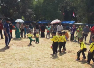 Lucunya Futsal Antar-TK di Bawean, Bola Dioper ke Lawan, Ortu Protes Anaknya Jadi Cadangan