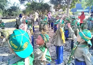 Cara Sederhana SD Almadany Ajarkan Peduli Papua