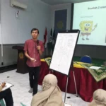 Jadi Guest Teacher, Begini Komikus Ini Ajari Siswa SD Mugeb Bikin Komik