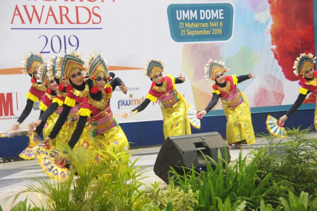 Tari Janger SD Muhammadiyah 2 Bali Pukau Peserta ME Award 2019