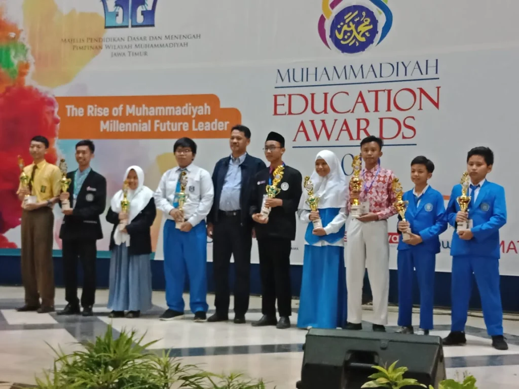 Inilah Para Juara ME Award 2019 Bidang Matematika Tingkat SMP/MTs, Spemdalas Juara I