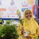 Ubah Serbuk Tinja Jadi Tenaga Listrik, Siswi Smamsatu Ini Raih Juara I Lomba Karya Tulis Ilmiah
