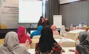 Madam Zainab: Guru Harus Jadi Trendsetter