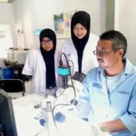 Ketika Siswa SD Muwri Diajak Buktikan Adanya Mikroplastik dalam Pencernaan