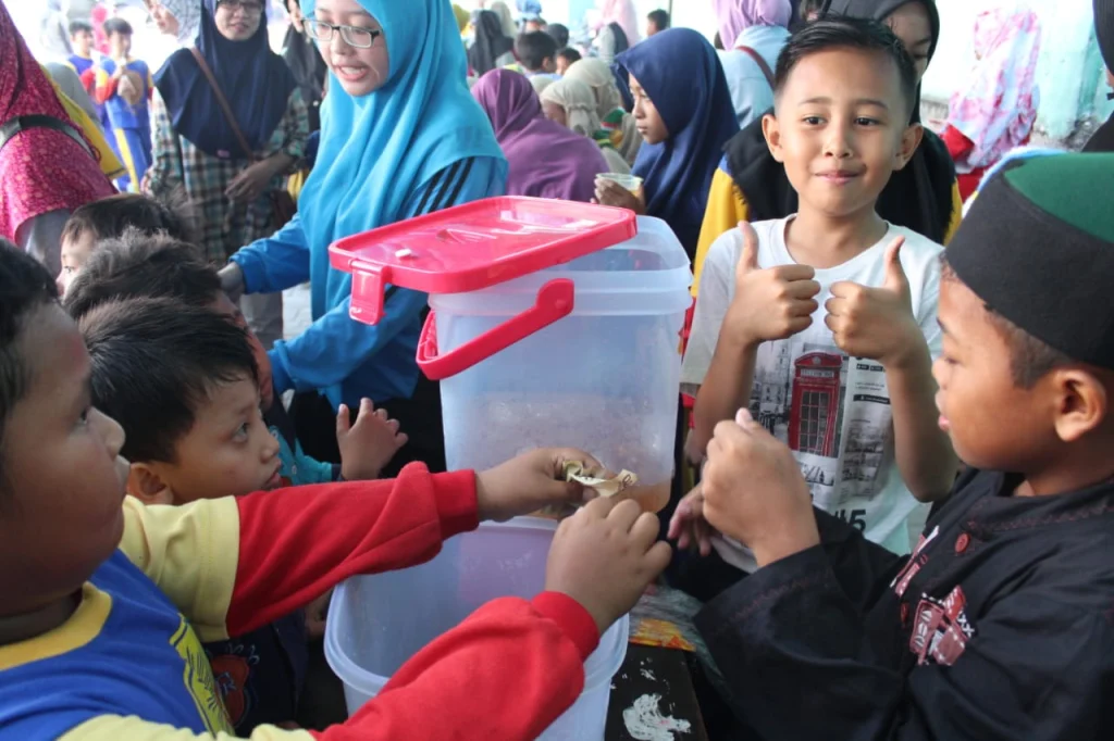 Membentuk Karakter Siswa melalui Entrepreneur Day