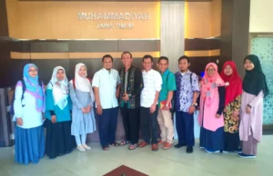 Tim Jurnalis Sekolah Muhammadiyah GKB Siap Amalkan Pelatihan Menulis Indepth Reporting dan Opini